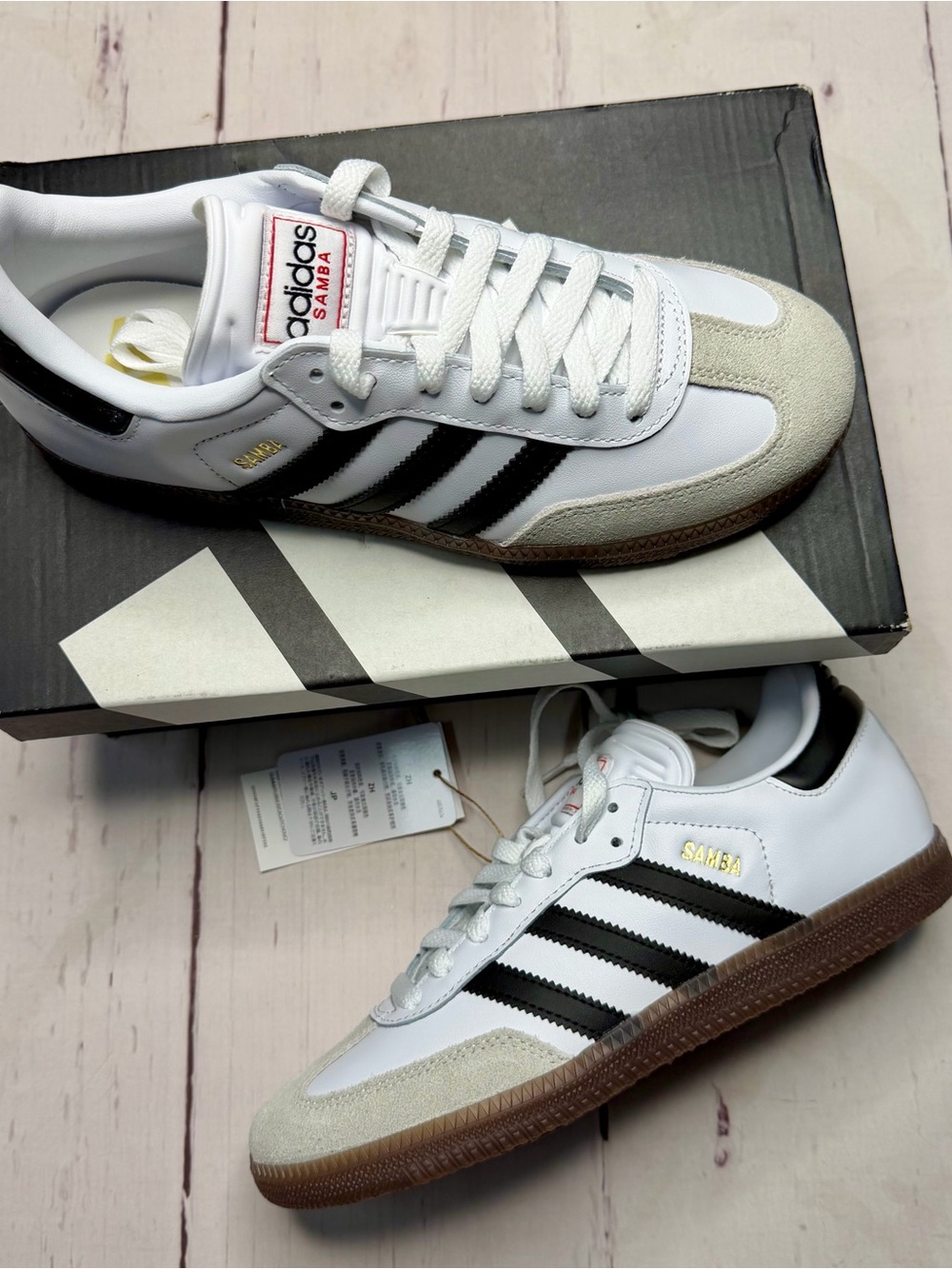 adidas Samba Classic Low-Top Sneakers - White/Black/Gum youth 5.5 NEW